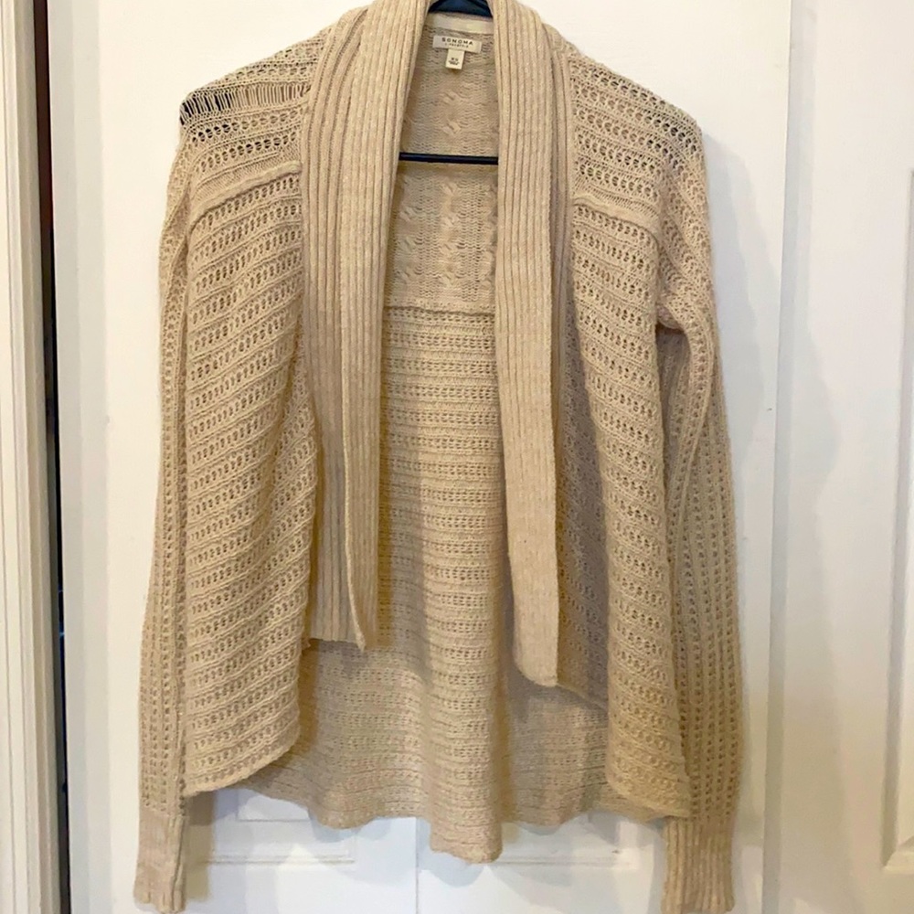 Oatmeal colored open front cardigan. XS